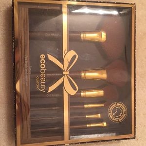 Makeup Brushes